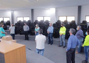 Araxá recebe mais 15 capacetes “Elmo” para tratamento da Covid-19