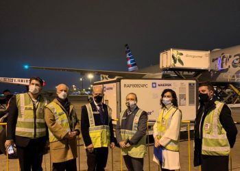 Chega ao Brasil kit intubação doado pela Irlanda