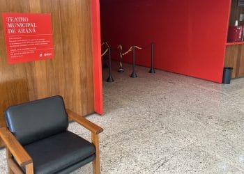 Teatro Municipal oferta agendamento para produções artísticas