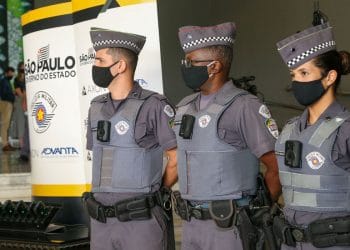Câmeras corporais diminuem letalidade em ações policiais