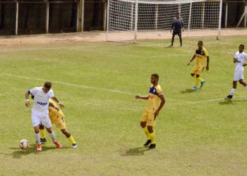 Dínamo empata com Minas Boca