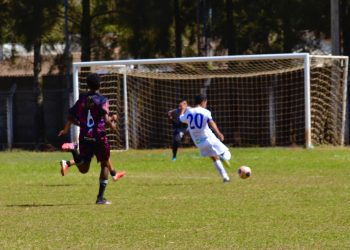 Dínamo sub-17 goleia Franca em amistoso preparatório