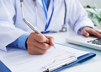 Araxá abre credenciamento para contratação de mais médicos