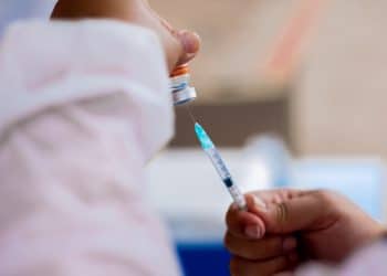 Araxá retoma vacinação por faixa etária nesta quinta