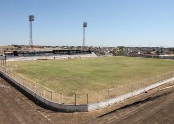 Prefeitura define novas regras para eventos esportivos no Fausto Alvim durante a pandemia