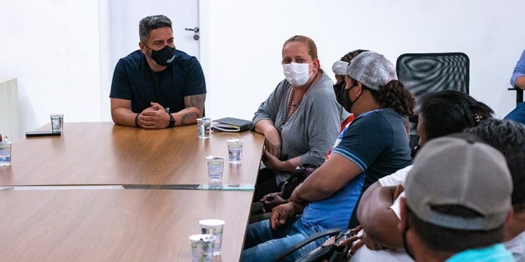 Prefeito anuncia regularização de moradias do bairro Santa Maria