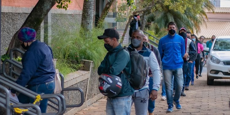 Araxá prorroga antecipação da 2ª dose da CoronaVac, AstraZeneca e Pfizer para esta terça