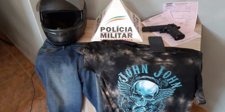 Jovem é preso após roubar motocicleta e tentar fugir da Polícia Militar em Araxá