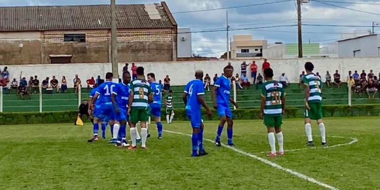 Dínamo vence Nacional e avança para a 2ª fase da Copa Amapar