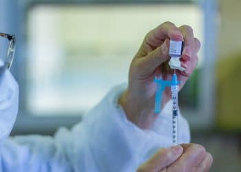 Araxá aplica a 3ª dose em idosos a partir de 60 anos nesta quinta; confira outras etapas