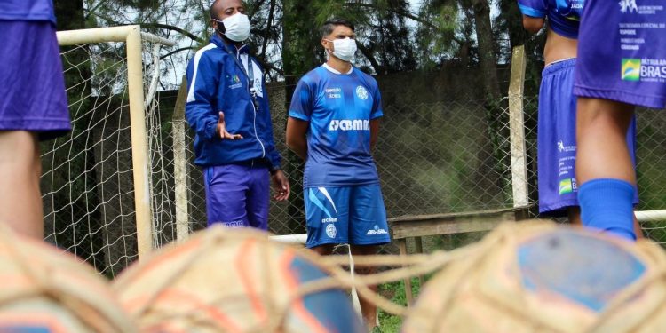 Dínamo tem oito ex-jogadores no maior campeonato de futebol de base do Brasil