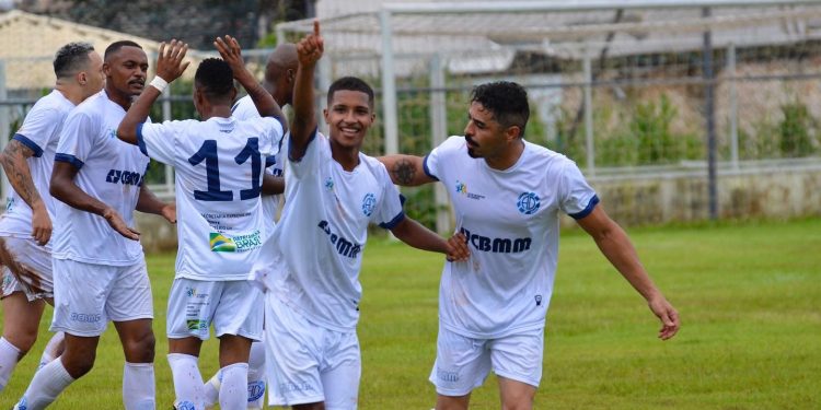 Dínamo vence Nacional Serra pela Copa Amapar