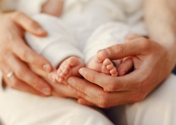 Araxá implanta três projetos de Auxílio Natalidade para mulheres carentes