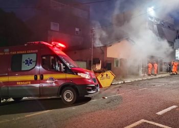 BOMBEIROS MILITARES DE SACRAMENTO ATENDEM INCÊNDIO EM PADARIA