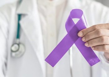 Março Lilás alerta sobre a importância de prevenir e diagnosticar precocemente o câncer do colo uterino