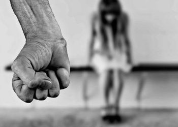 Luta contra a violência à mulher é incluída no currículo escolar em Araxá