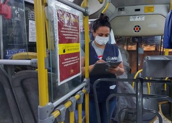 Prefeitura vistoria ônibus do transporte público coletivo urbano