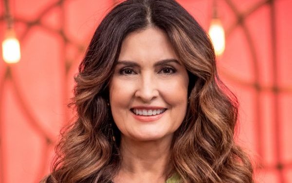 The Voice Brasil: Fátima Bernardes aparece como apresentadora em