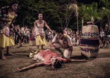 Grupontapé segue na estrada com apresentações do espetáculo Balaio Popular  em Capitólio-MG e São Roque de Minas-MG