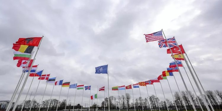 Kremlin diz que adesão da Finlândia à Otan é ‘definitivamente uma ameaça à Rússia’