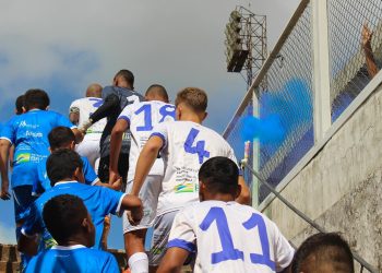 Dínamo enfrenta Varginha neste sábado no Estádio Fausto Alvim