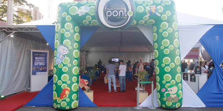 Araxá recebe Museu Itinerante Ponto UFMG
