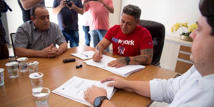 Dia Histórico: Prefeitura de Araxá atualiza o Estatuto do Servidor Público após 48 anos