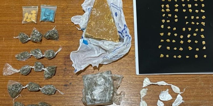 POLÍCIA MILITAR REALIZA PRISÃO DE AUTORES DE TRÁFICO DE DROGAS