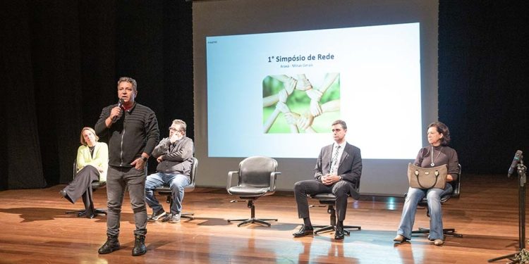 1º Simpósio de Rede debate integração entre órgãos públicos, conselhos e terceiro setor