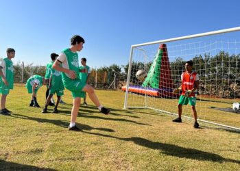 Escola Municipal José Bento, na Boca da Mata, ganha campo de futebol revitalizado