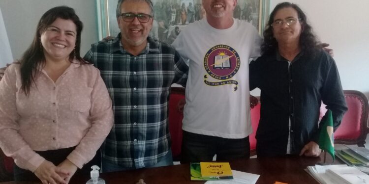 Luiz Humberto França é eleito vice-presidente da Associação das Academias de Letras de MG