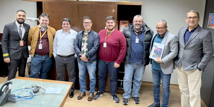 Prefeitura negocia retomada de voos comerciais para Araxá