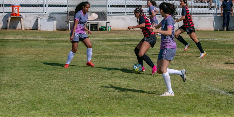 Secretaria Municipal de Esportes realiza inscrições para o Campeonato Feminino de Futebol Society de 12 a 16 setembro