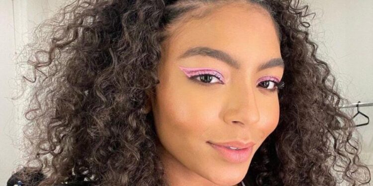 Any Gabrielly surpreende fãs e anuncia saída do grupo Now United