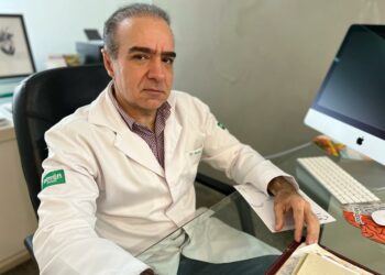 Médico da Unimed Araxá alerta sobre uso do cigarro eletrônico e do narguilé