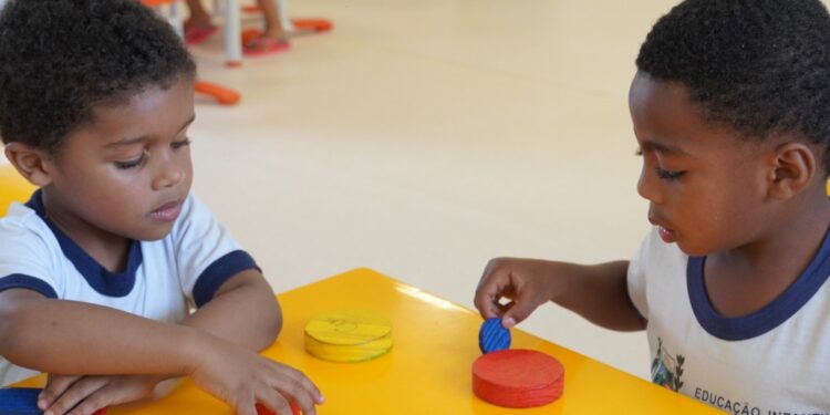 Prazo para renovação de matrícula na Rede Municipal de Ensino termina nesta terça (25)