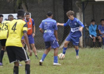 Dínamo goleia Ibiá em amistosos nas categorias de base