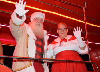 Caravana de Natal da Coca-Cola passa nesta sexta (9) por Araxá; saiba como acompanhar
