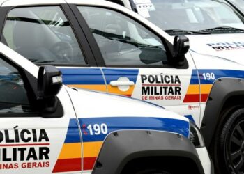 EM ARAXÁ/MG POLÍCIA MILITAR REALIZA PRISÃO DE SUSPEITOS POR TRÁFICO ILÍCITO DE DROGAS