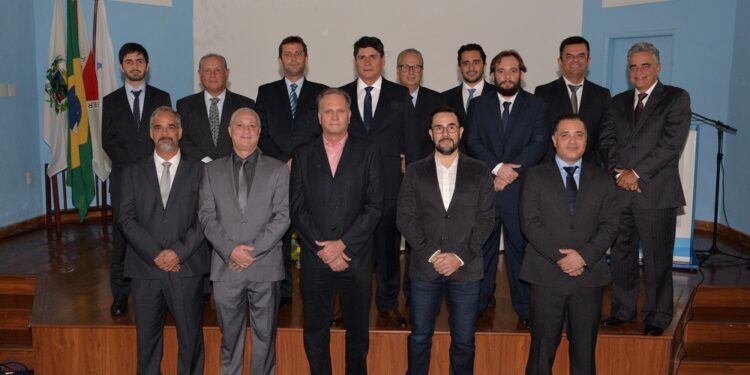 Leonardo Drummond assume presidência da Acia e promete gestão participativa e crescimento