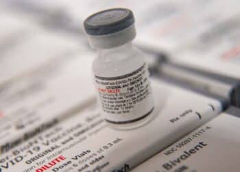 Prefeitura de Araxá inicia vacinação com a Pfizer bivalente nesta segunda