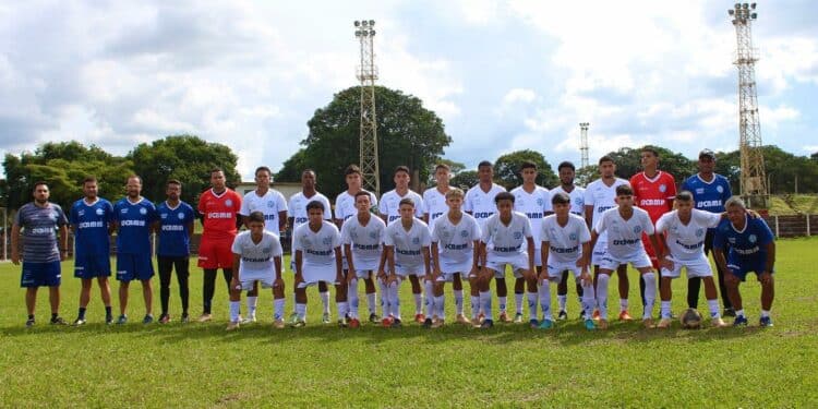 Em amistoso preparatório, categoria sub-15 do Dínamo empata o XVUber, fora de casa
