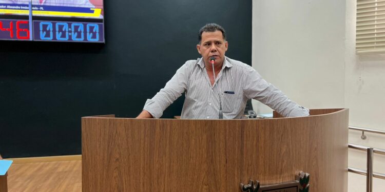 Câmara aprova celebração de termos de fomento com Escola Infantil Arco Íris, Ampara, Lions Club e Rotary Club