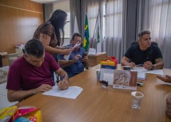 Prefeitura de Araxá firma convênio com o Rotary Club de Araxá Sul para apoio à Fenadoces 2023