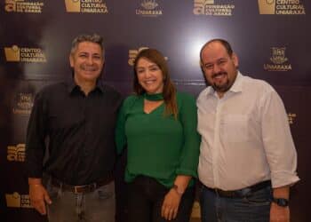 Prefeitura é homenageada com honrarias em comemoração aos 50 anos do Uniaraxá