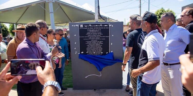 Prefeitura de Araxá inaugura Praça Antônio Marcos da Silva, no bairro Max Neumann