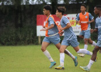 Categorias sub-15 e sub-17 do Dínamo intensificam a preparação para o Campeonato Mineiro