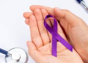 Março Lilás: câncer do colo do útero é o terceiro tipo de câncer mais incidente entre mulheres, no Brasil