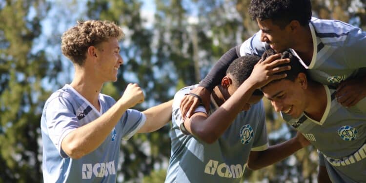 Dínamo recebe renovação da CBF e é o único clube do interior de Minas Gerais a ter o Certificado de Clube Formador