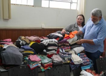 Prefeitura de Araxá realiza primeira entrega de donativos recebidos na Campanha do Agasalho 2023 – Doar é Aquecer